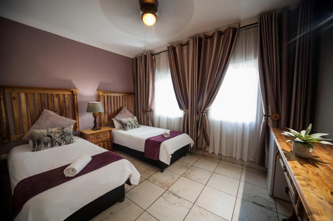 Ivory Tusk Lodge Tzaneen Exteriör bild