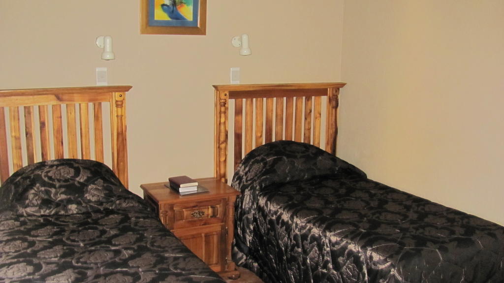 Ivory Tusk Lodge Tzaneen Rum bild