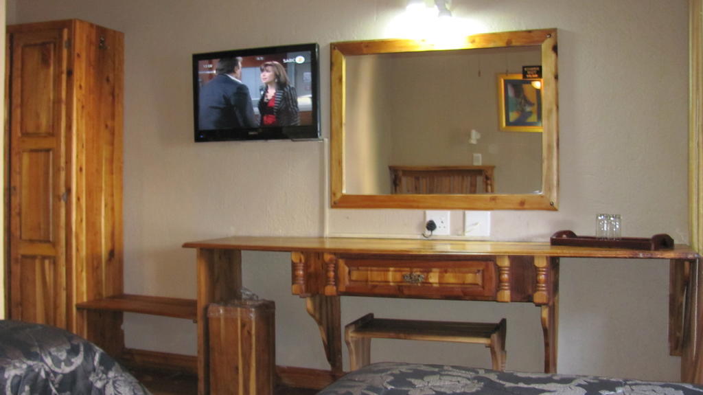 Ivory Tusk Lodge Tzaneen Rum bild